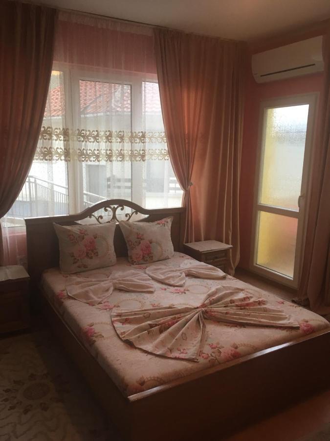 Guest House Hristina Созополь Экстерьер фото