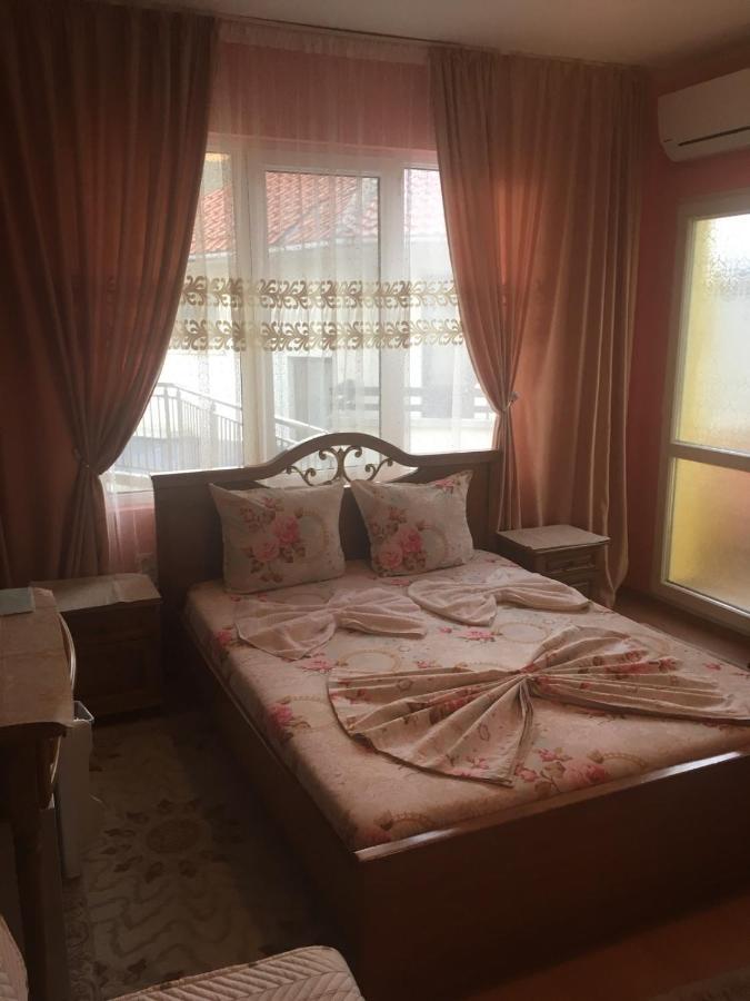 Guest House Hristina Созополь Экстерьер фото